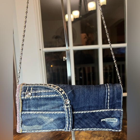 Retro Remix | women’s embellished blue denim purse - Picture 12 of 14